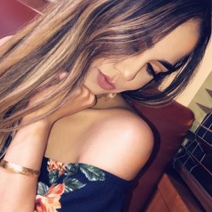 Meet your Posher, Jazmine